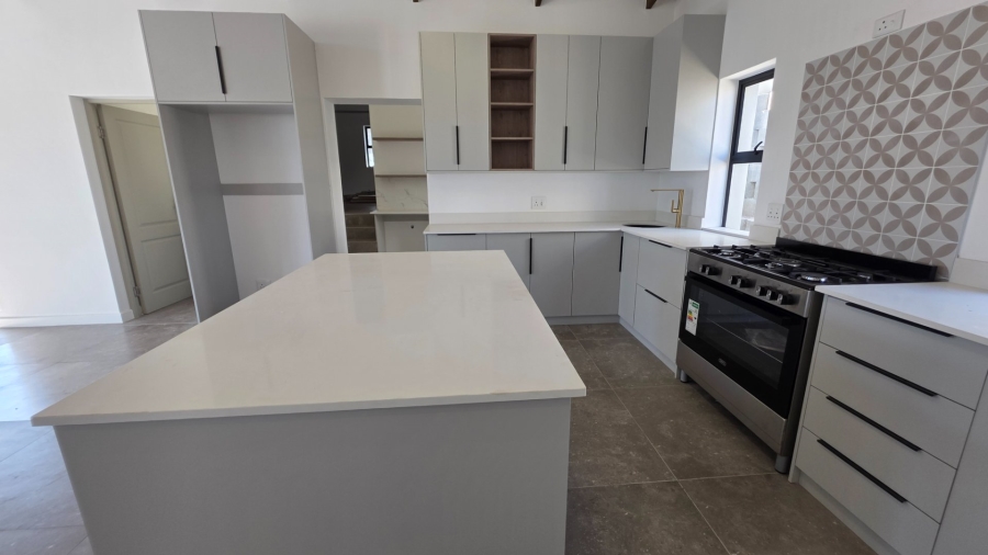 3 Bedroom Property for Sale in Seemeeu Park Western Cape